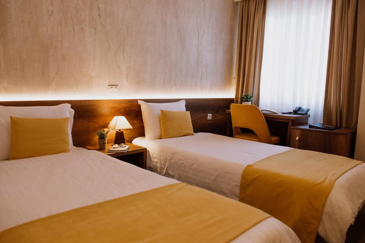 Hotel Kapri Бітола Екстер'єр фото